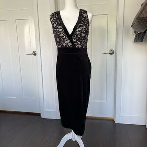 NWOT Venus Velvet and Lace Cocktail Dress